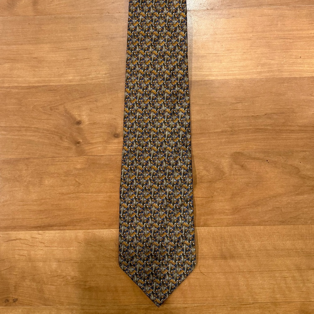 Earthy Whimsical Frog Patterned 100% Silk Tie - Picture 3 of 4